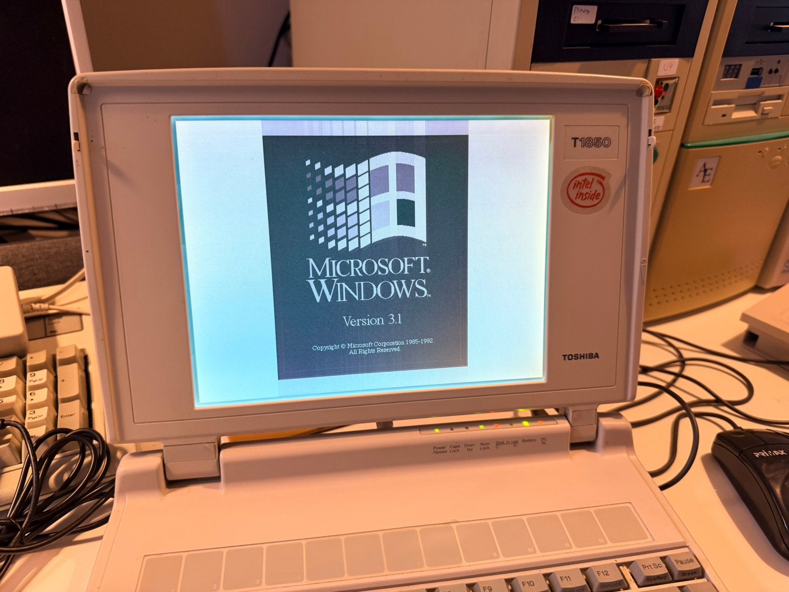 Toshiba T1850 – vintage 386SX laptop – werkend!, Ophalen of Verzenden, Toshiba