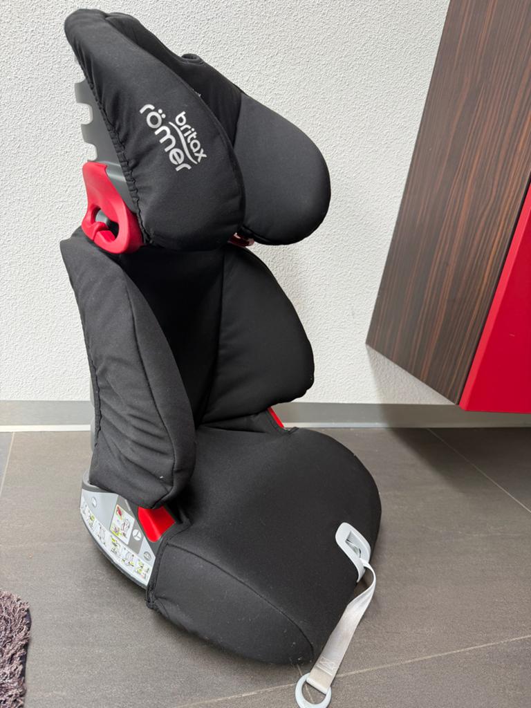 Britax Römer autostoel, zwart, 15-36 kg isofix, Ophalen, Romer, 15 t/m 36 kg, Afneembare rugleuning