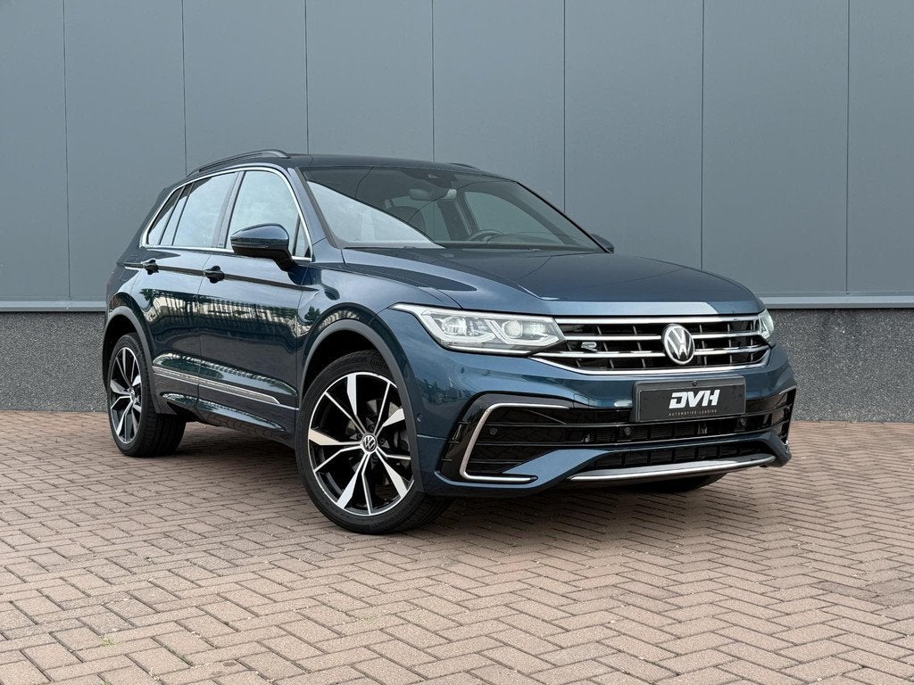 Volkswagen Tiguan 1.4 TSI eHybrid R-Line Business+ PANO | DC, Auto's, Volkswagen, 1716 kg, Stof, Gebruikt, 4 cilinders