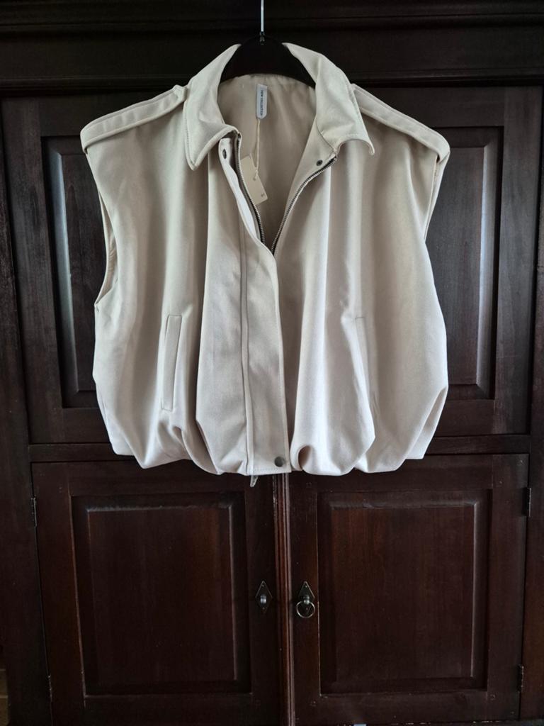 Nieuw beige bodywarmer gilet maat 46, Ophalen of Verzenden, Nieuw, Maat 46/48 (XL) of groter, Beige