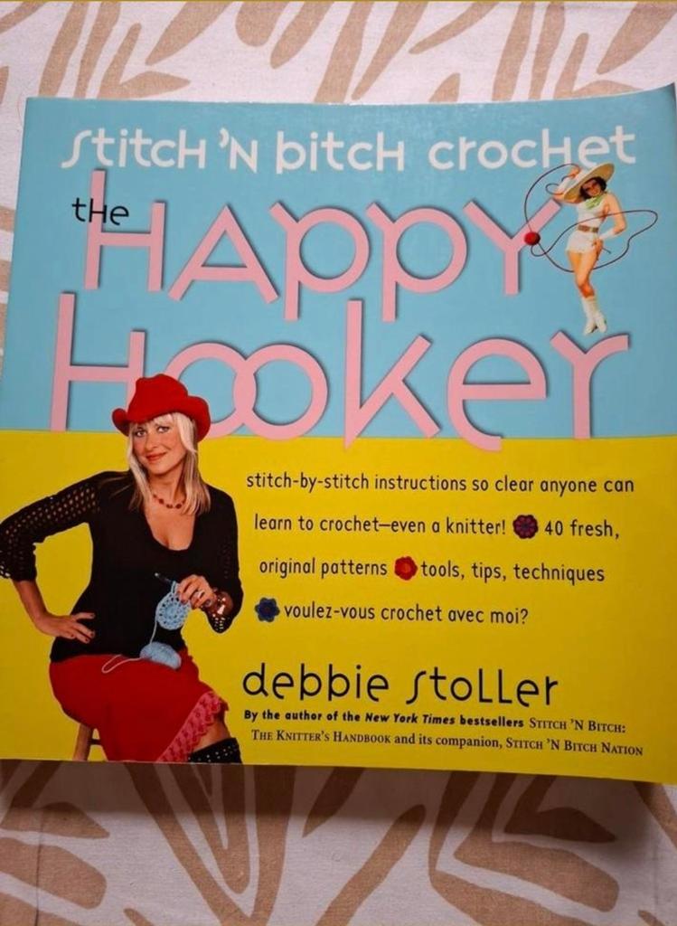 Happy hooker gaaf vintage haakboek, Ophalen of Verzenden, Zo goed als nieuw, Haken, Patroon of Boek
