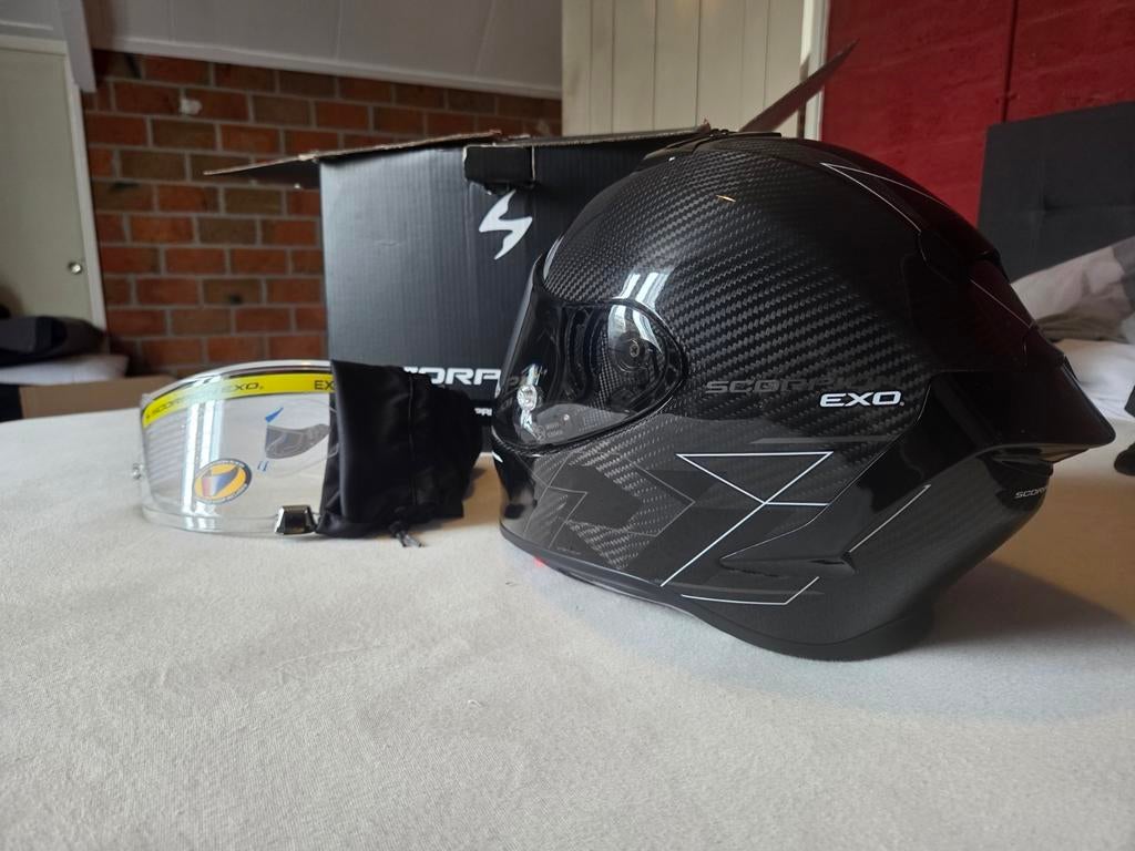 Scorpion EXO R1 EVO Carbon Air Cynergy Maat S (2x gedragen), Motoren, Kleding | Motorhelmen, Ophalen of Verzenden
