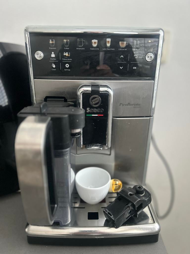 Saeco PicoBaristo Deluxe Koffiemachine - Zo goed als nieuw, Witgoed en Apparatuur, Koffiezetapparaten, Afneembaar waterreservoir