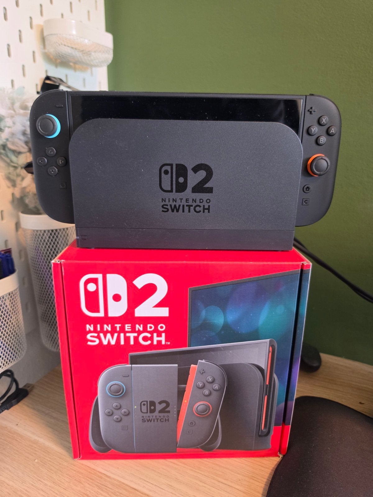Nintendo Switch 2 (KPN) - Compleet in doos met garantie, Ophalen of Verzenden, Zo goed als nieuw, Met 2 controllers, Switch Original