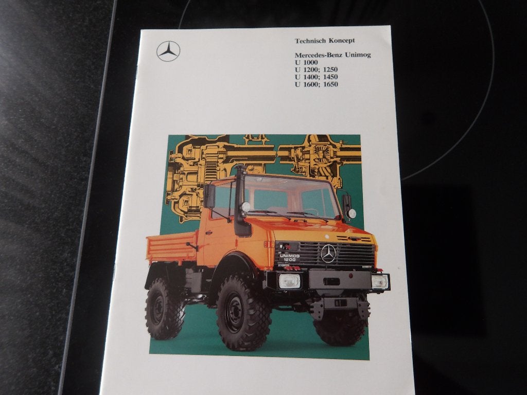 Mercedes-Benz Unimog Technisch Koncept Brochure, Ophalen of Verzenden