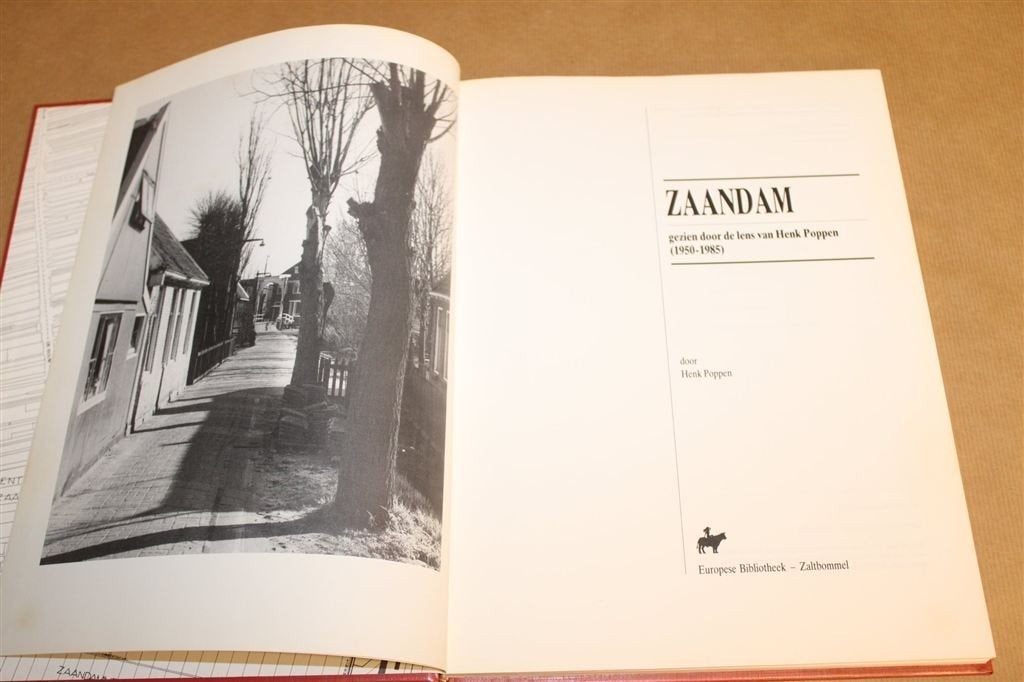 Zaandam — Oude Fotos Henk Poppen 1950-1985, Boeken, Ophalen of Verzenden, Gelezen