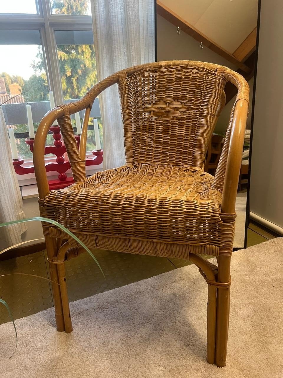Vintage rotan stoelen (2 stuks) - Perfect voor binnen/buiten, Huis en Inrichting, Stoelen, Ophalen, Gebruikt, Twee, Bruin