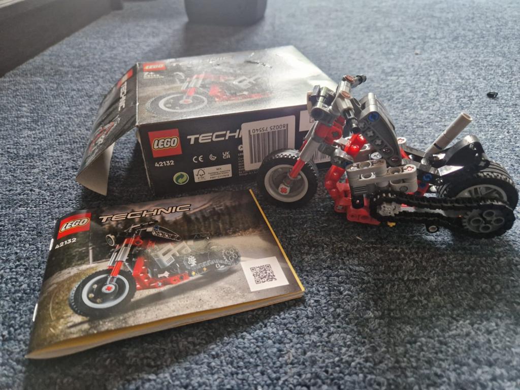 Lego Technic Motorfiets 42132 - Compleet met doos en boekje, Compleet, Lego, Ophalen of Verzenden, Zo goed als nieuw