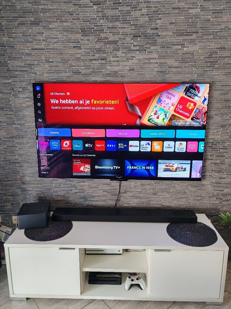 Premium oled lg 65 m49la Zero Connect Box Met garantie, Ophalen, Zo goed als nieuw, 100 cm of meer, 4k (UHD)