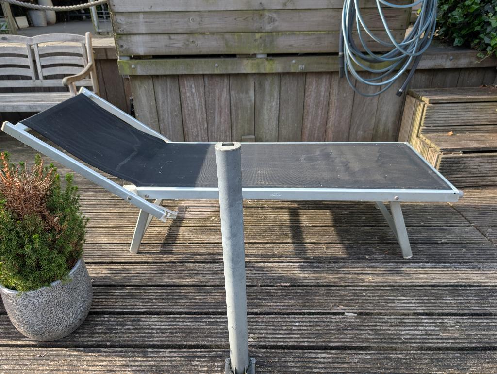 Senca ligbed, Tuin en Terras, Ligbedden, Ophalen, Gebruikt, Aluminium, Verstelbaar