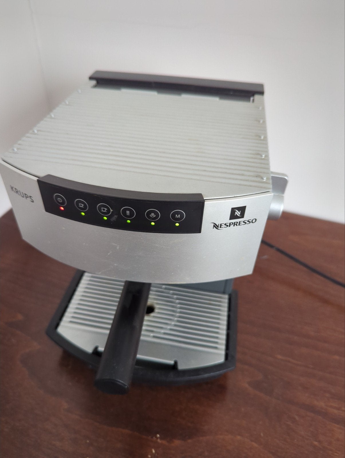 Krups Nespresso 897 Koffiezetapparaat - Zilver/Zwart, Witgoed en Apparatuur, Koffiezetapparaten, Gebruikt, Espresso apparaat, Ophalen of Verzenden