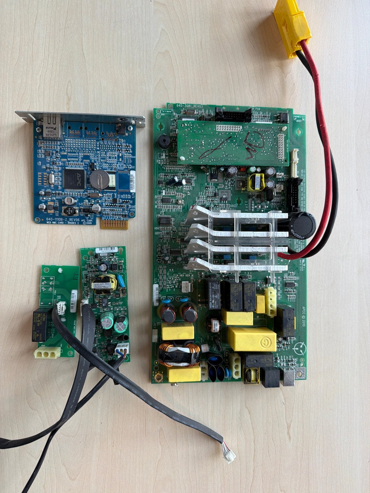 APC Noodstroom Unit Server Onderdelen - Web NMC Card & PCB's, Ophalen of Verzenden, Gebruikt