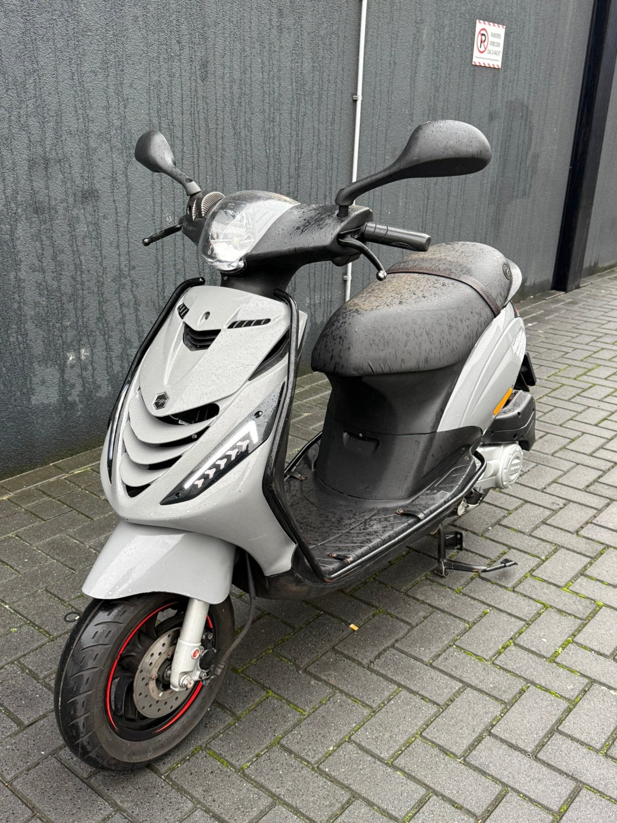 Piaggio Zip Snor 2024 iget e4 (zip sp runner skr 80cc 125cc), Ophalen, Zo goed als nieuw, Benzine, Zip