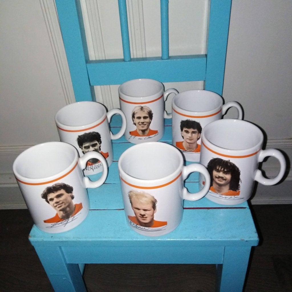 Vintage Oranje EK Voetbal Mokken - Nederlands elftal 1988 6x, Verzamelen, Ophalen, Gebruikt, Overige binnenlandse clubs, Overige typen
