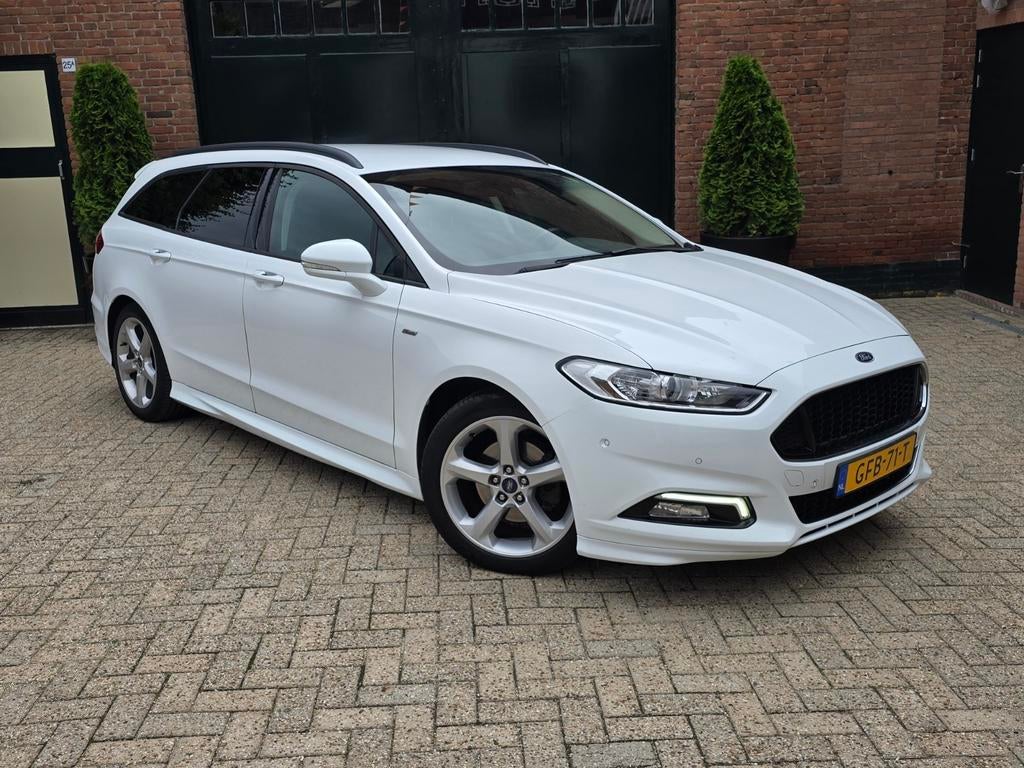 Ford Mondeo 2.0 ST-Line  Ecoboost 203pk Aut. 2017 Wit, Auto's, 4 cilinders, Mondeo, Wit, 1484 kg