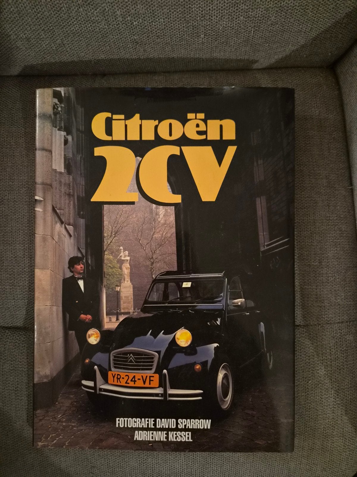 Boek: Citroën 2CV - Geschiedenis en Fotografie, Ophalen of Verzenden, Gelezen, Citroën, David Sparrow, Adrienne Kessel