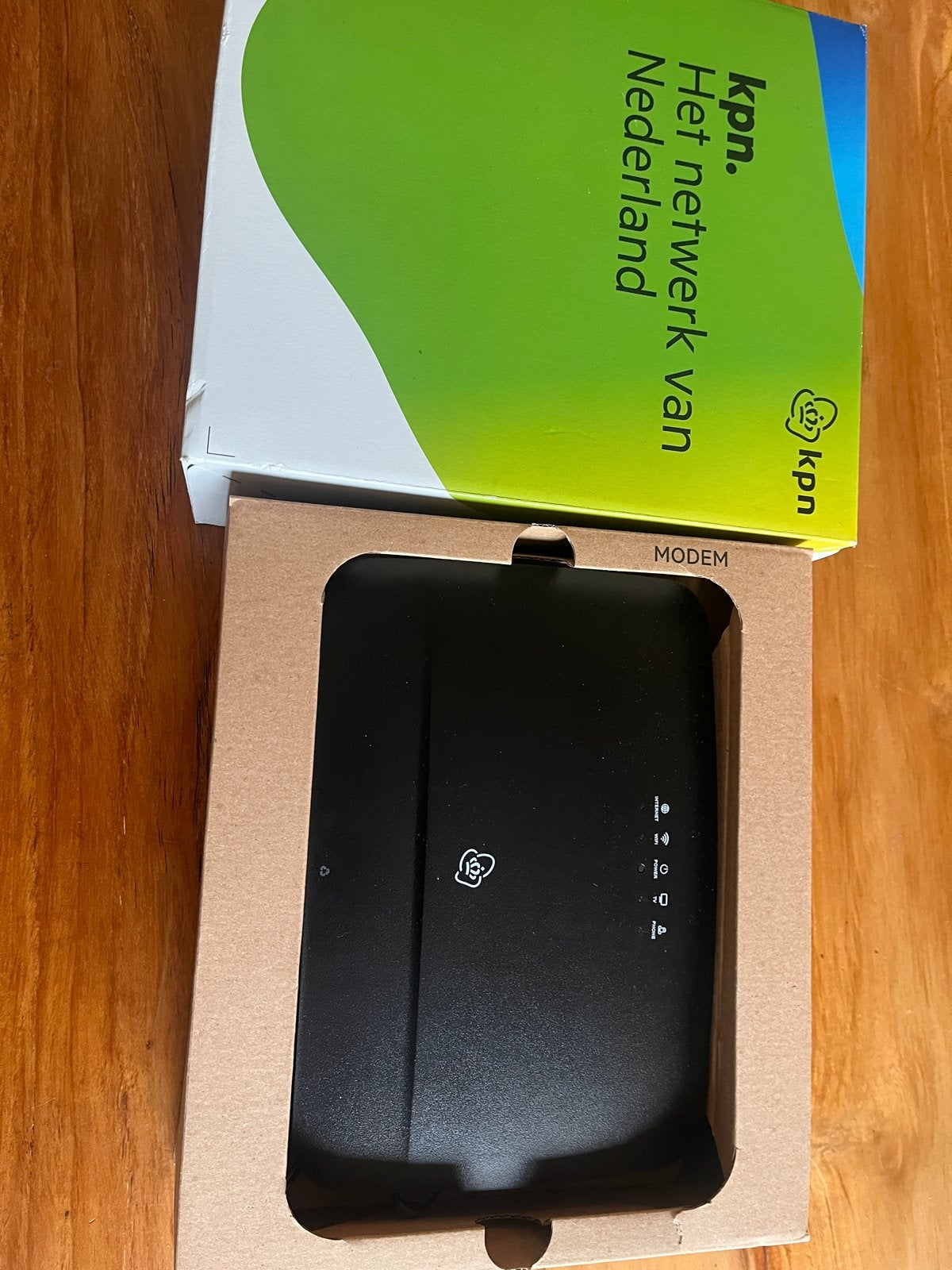 KPN Box 12 modem/router - Zo goed als nieuw, Ophalen of Verzenden, Zo goed als nieuw