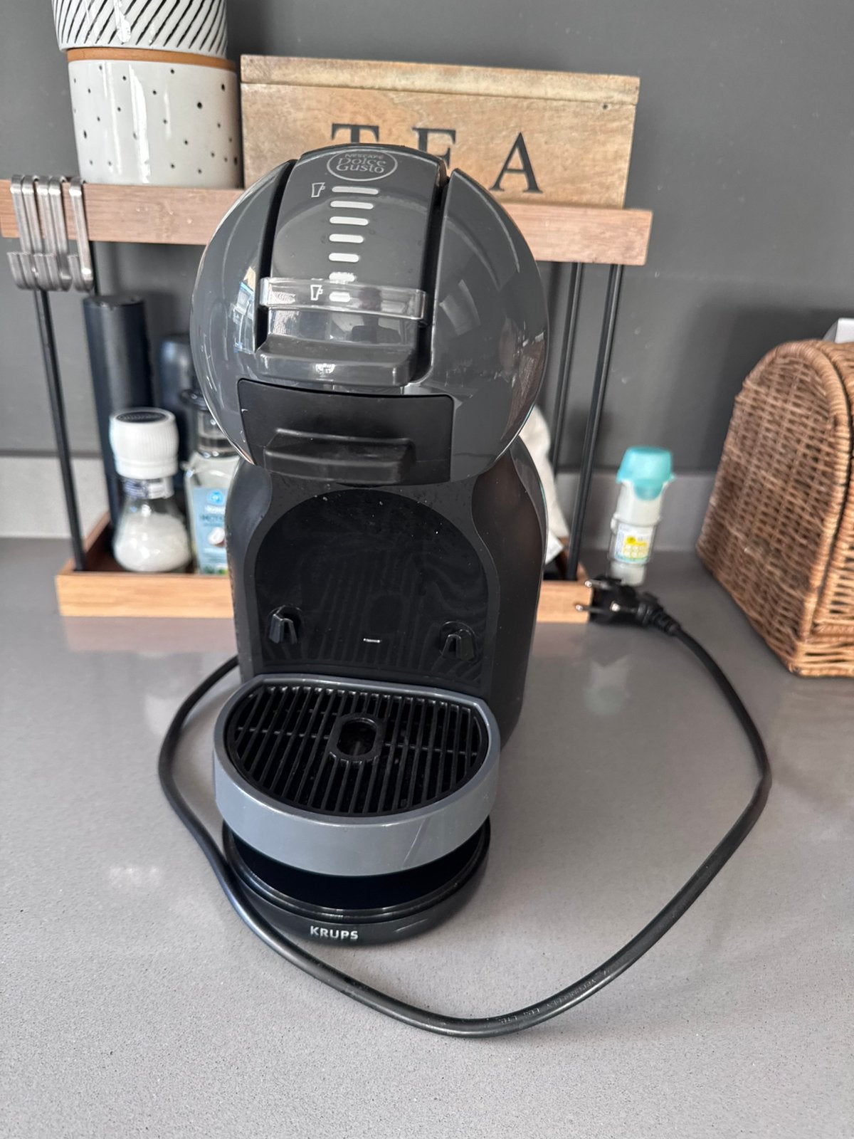 Dolce gusto, Ophalen of Verzenden, Zo goed als nieuw, Koffiemachine