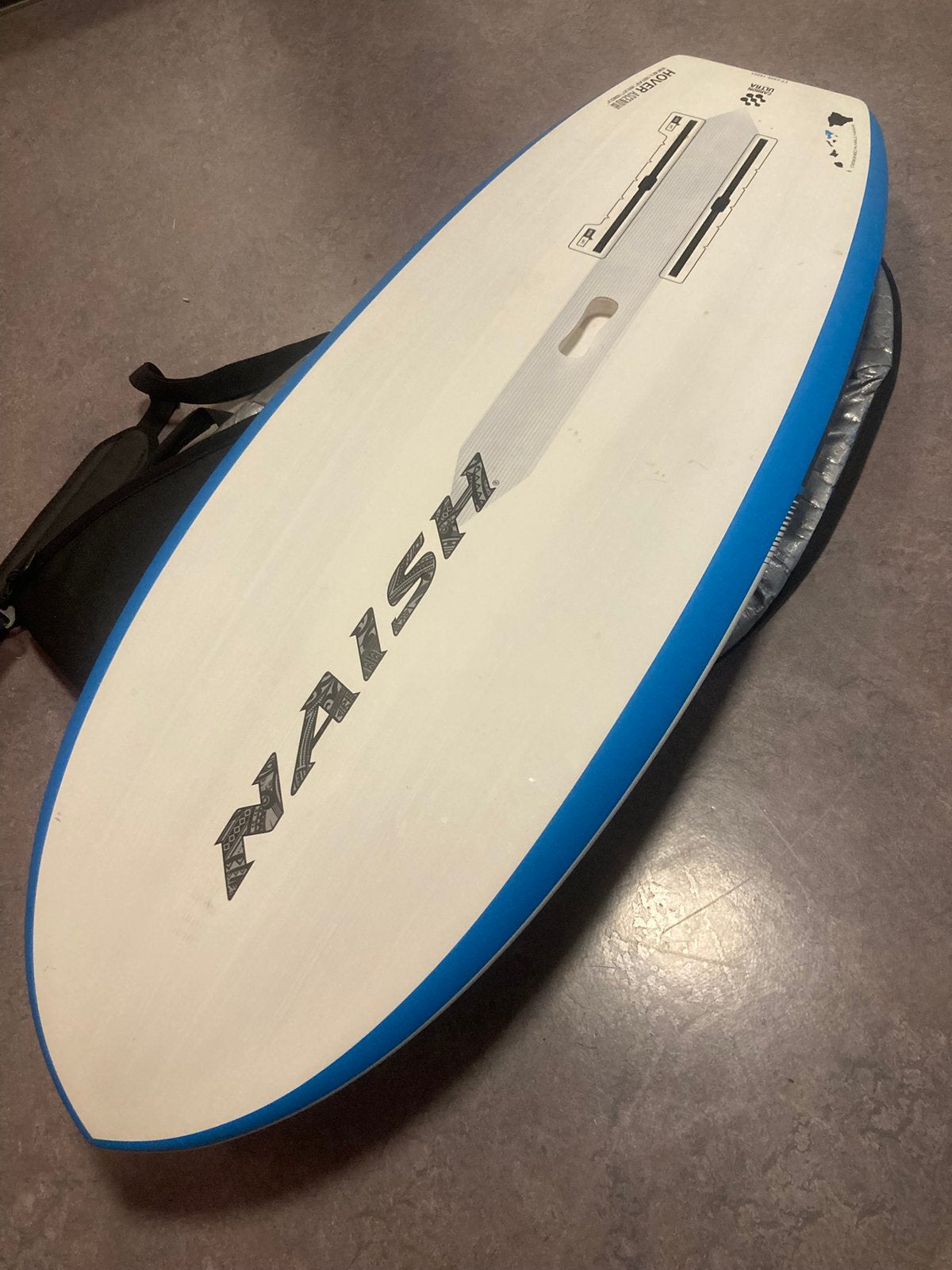 Naish Hover Ascend Ultra Carbon 42L, Ophalen, Zo goed als nieuw, Wingsurf-board