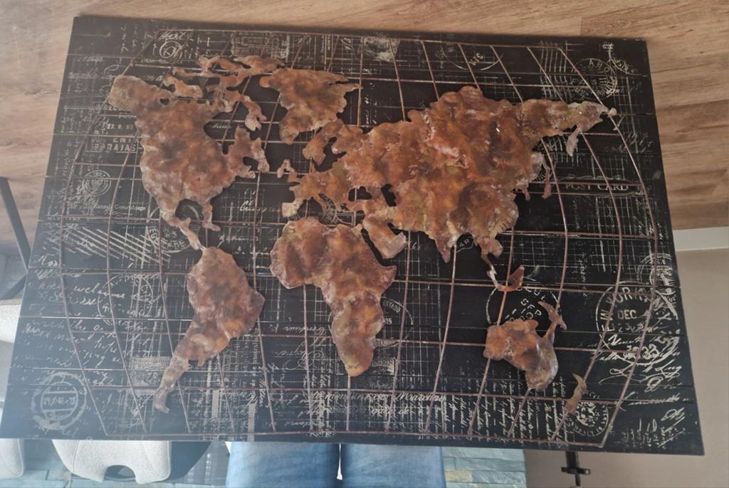 Wereldkaart Wanddecoratie supertof teab, Metaal, Wandsculptuur, Gebruikt, Industrieel