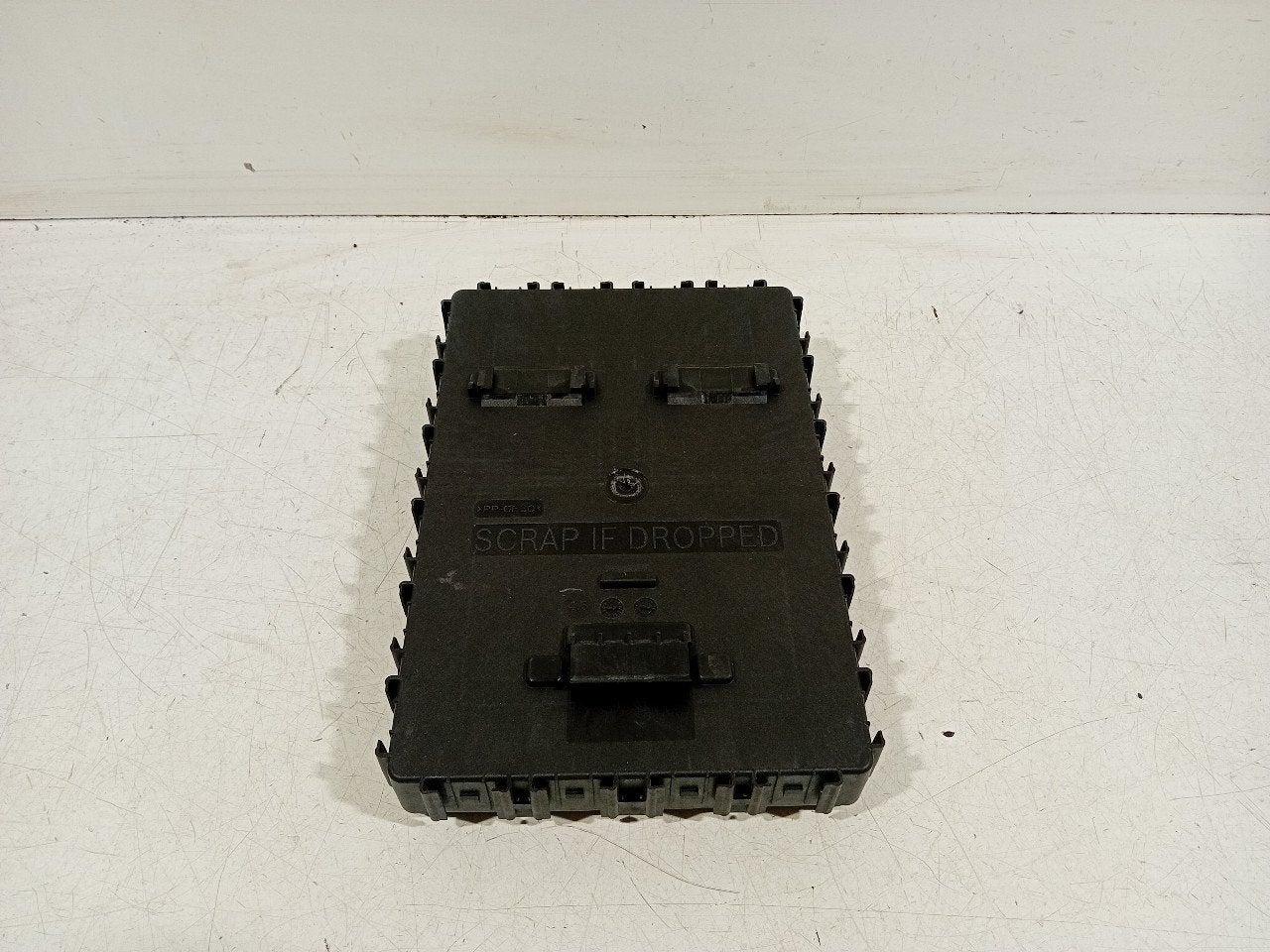Computer body control Ford Puma, Onderdelen@venauto.nl, Van der Ven Autorecycling B.V., Gebruikt, Ettenseweg 76, 4706 PB Roosendaal, The Netherlands
