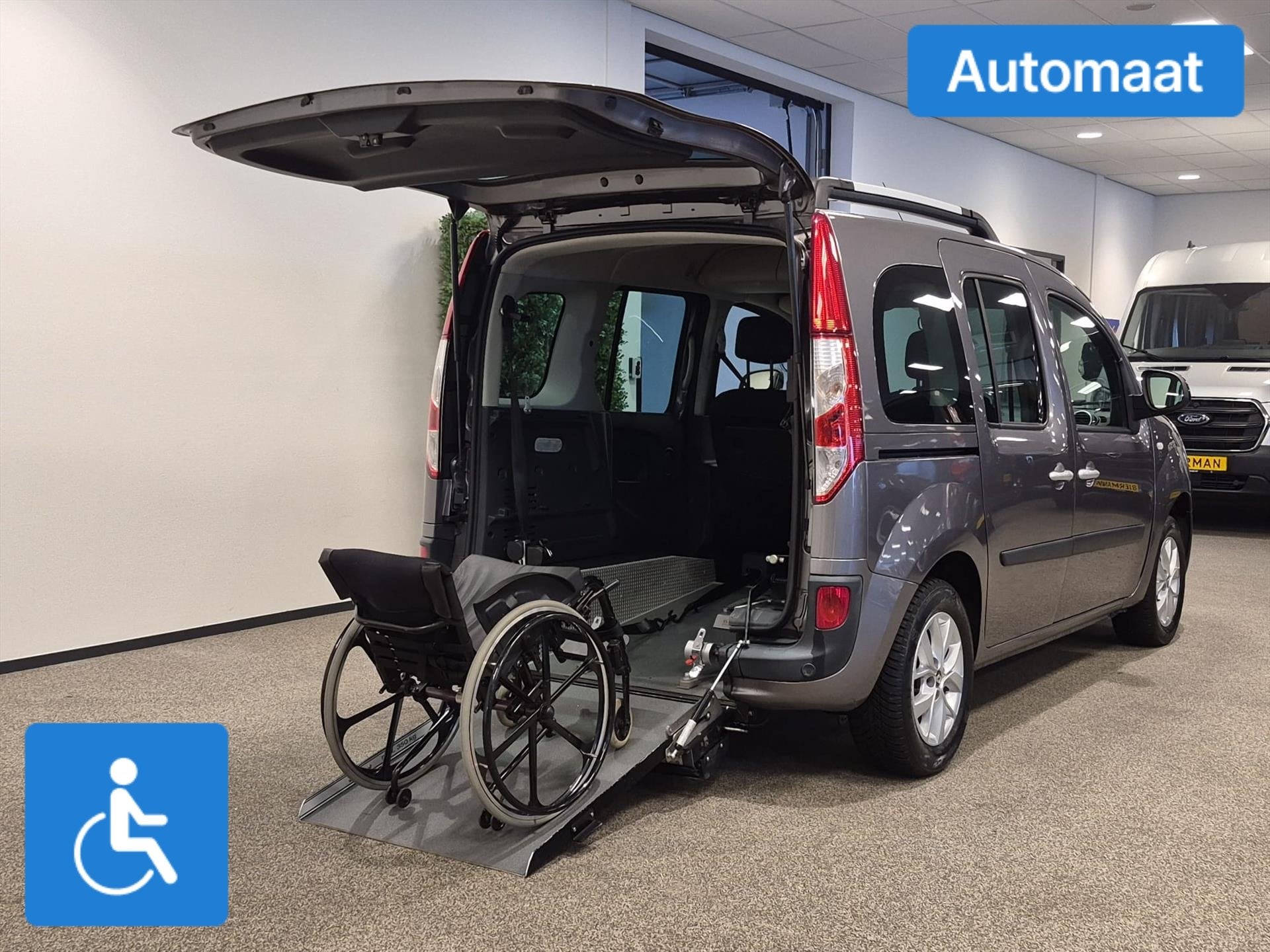 Renault Kangoo Rolstoelauto Automaat, Auto's, Automaat, 12 maanden, Stof, Gebruikt