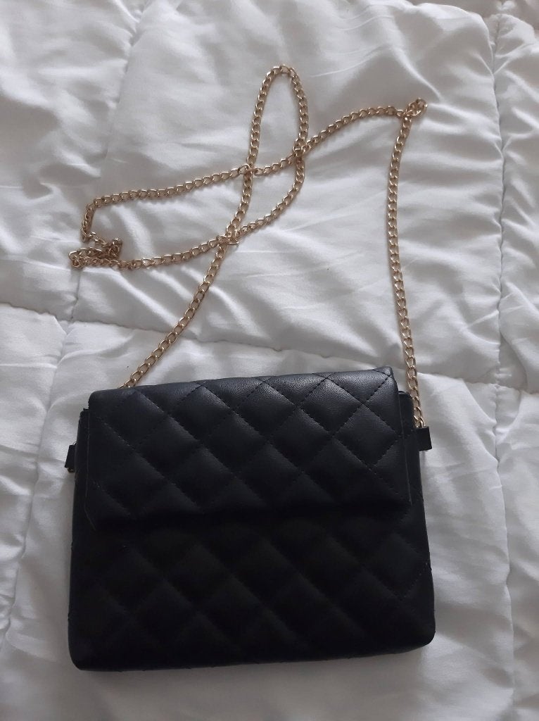 Gloednieuw dames tasje met ketting, Sieraden, Tassen en Uiterlijk, Tassen | Damestassen, Ophalen of Verzenden, Nieuw, Zwart, Schoudertasje