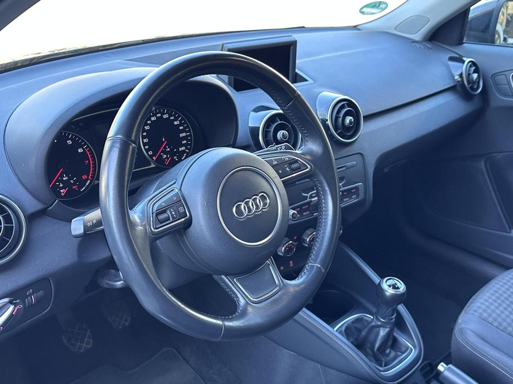 Audi A1 Sportback 1.2 TFSI Pro Line Xenon/Led, Navi, Bluetoo, Auto's, Audi, Voorwielaandrijving, 86 pk, 4 cilinders, 4 stoelen