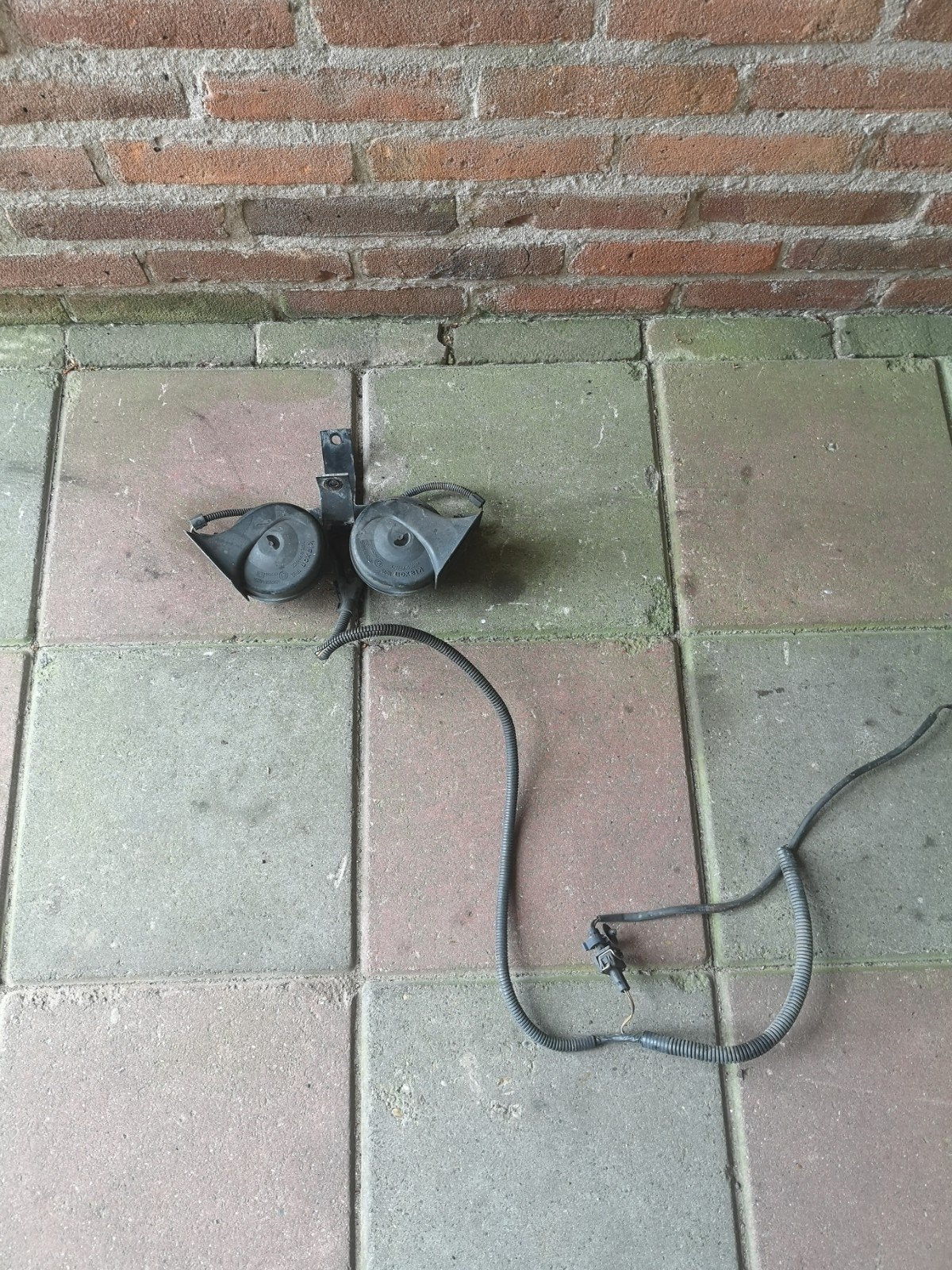 Audi TT 1.8 8N mk1 claxon 2x, Ophalen of Verzenden
