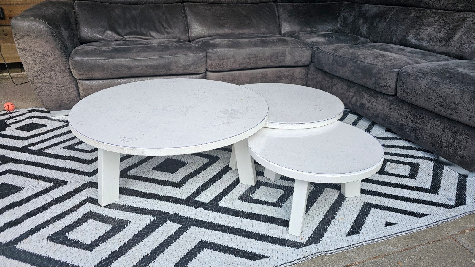 Set van 3 ronde WOOOD tafels met bescherming, Huis en Inrichting, Tafels | Salontafels, Ophalen, Gebruikt, 50 tot 100 cm, Rond