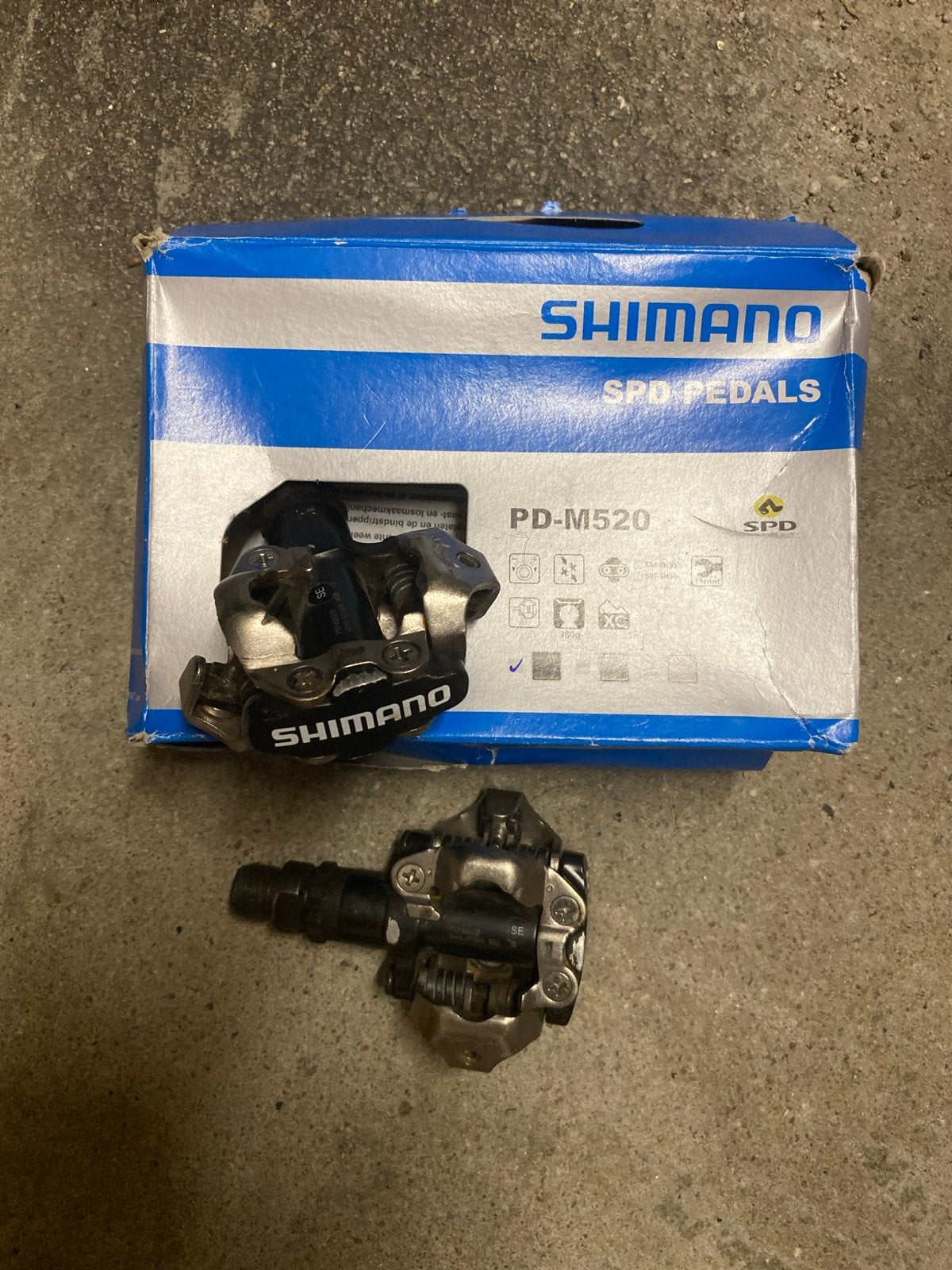 Shimano SPD Pedalen PD-M520 - Zo goed als nieuw, Fietsen en Brommers, Fietsonderdelen, Crankstel of Pedalen, Staal, Ophalen of Verzenden