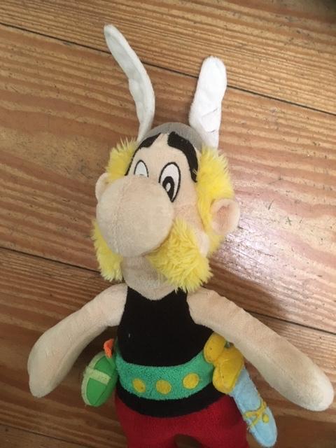 Asterix knuffel origineel uit Parc Asterix, Ophalen of Verzenden, Asterix en Obelix, Zo goed als nieuw, Beeldje of Figuurtje