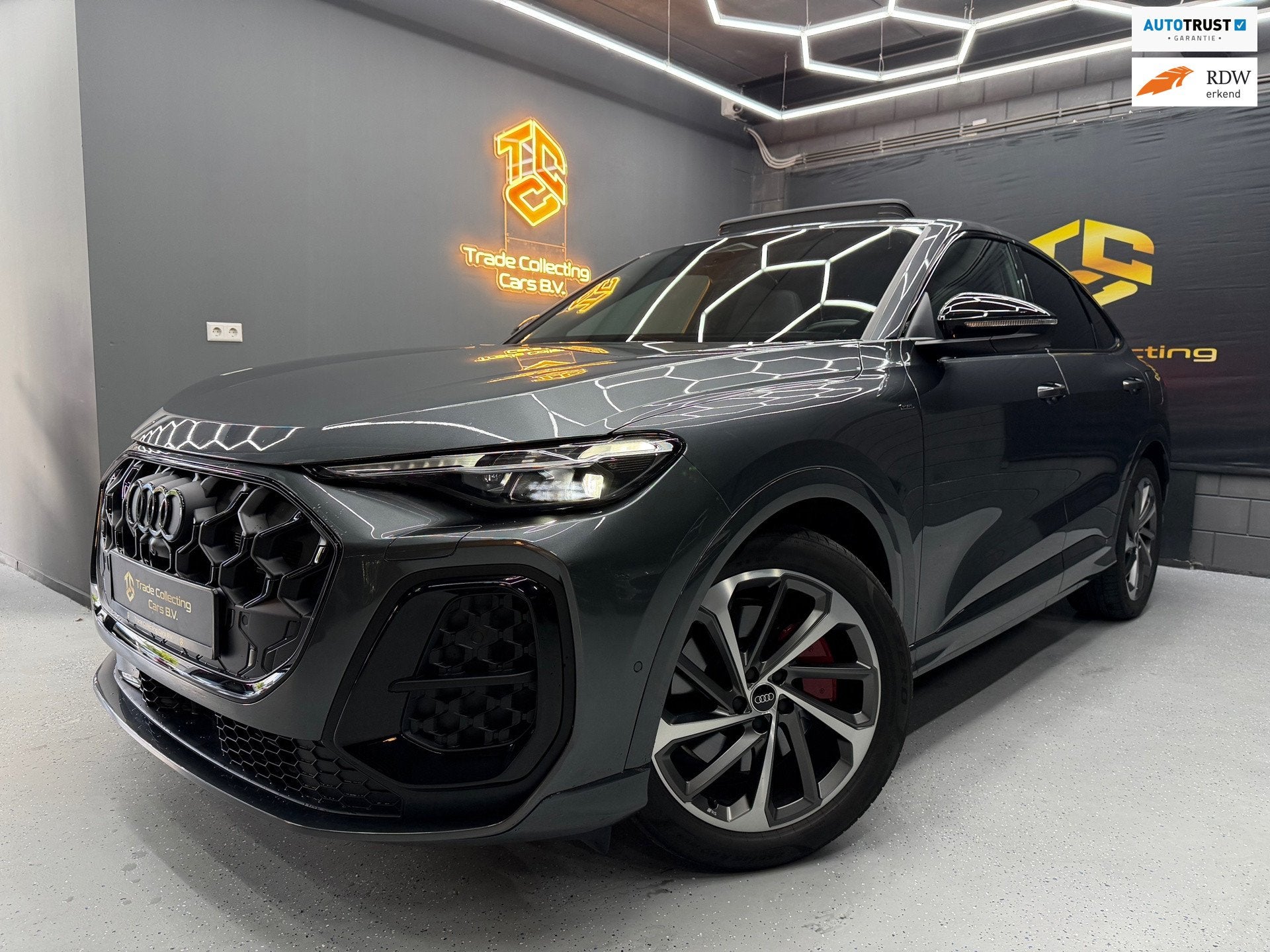 Audi Q5 Sportback 2.0 TFSI e-hybrid quattro S edition Compet, Auto's, Audi, Automaat, Dealer onderhouden, 4 cilinders, 38 km/l
