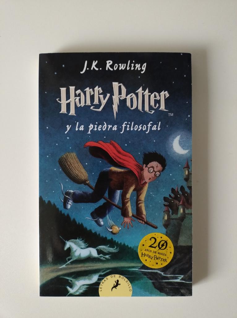 Harry Potter y la piedra filesofal - JK Rowling (Spaans), Ophalen of Verzenden, Zo goed als nieuw