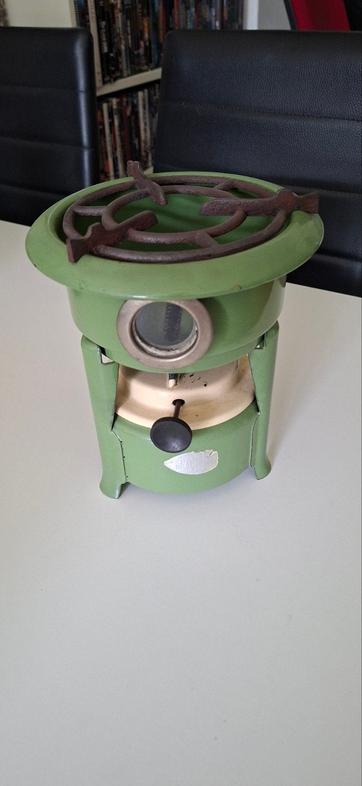Vintage Petroleum Groen., Ophalen