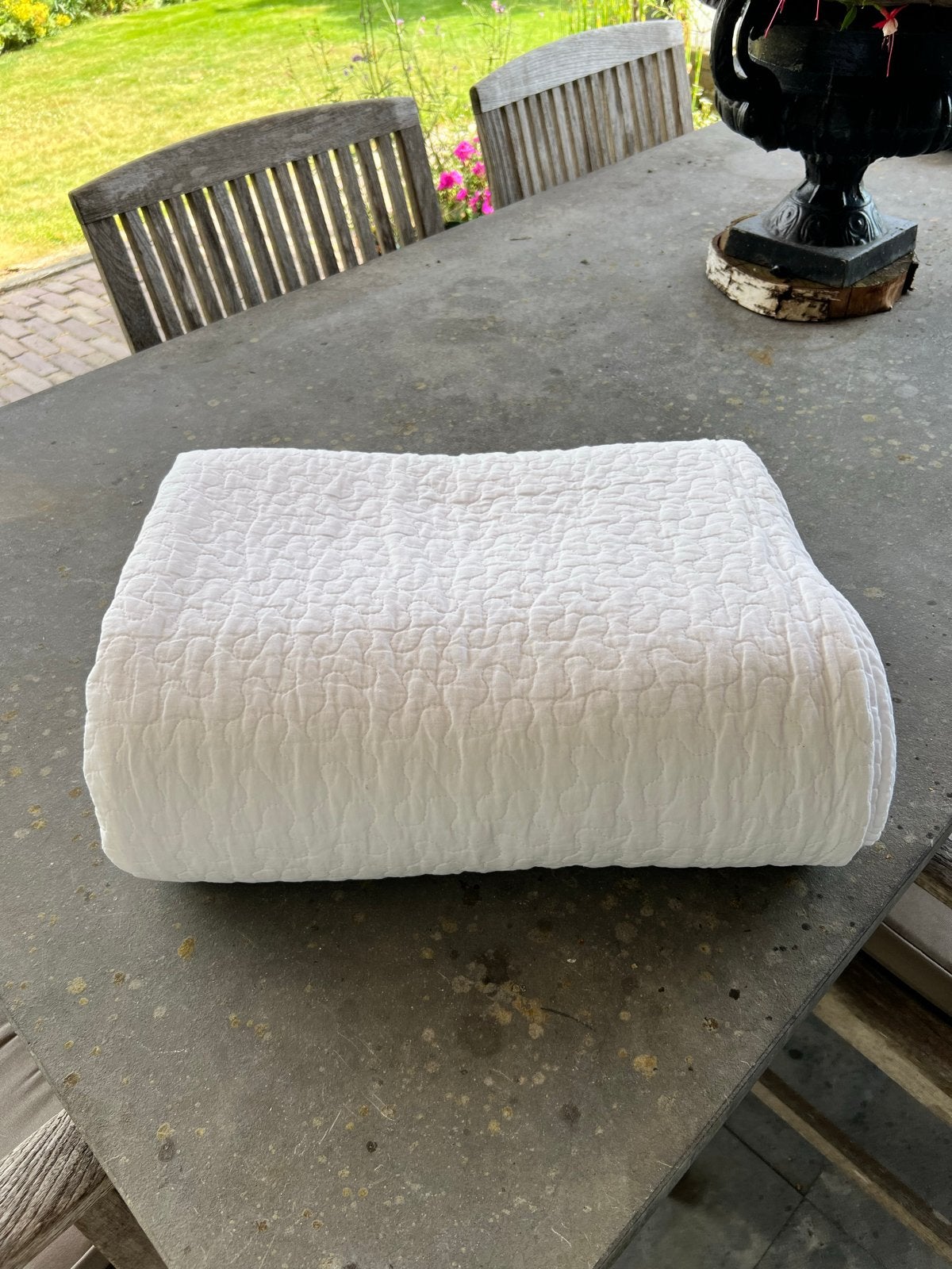 Witte sprei van IKEA, Huis en Inrichting, Slaapkamer | Beddengoed, Gebruikt, Wit, Tweepersoons, Ophalen of Verzenden