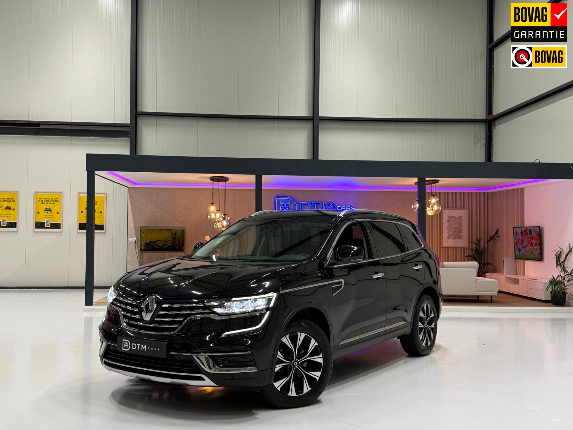 Renault Koleos 160pk Aut. | Slechts 18.000 km | Trekhaak | A, Gebruikt, 4 cilinders, Zwart, Origineel Nederlands