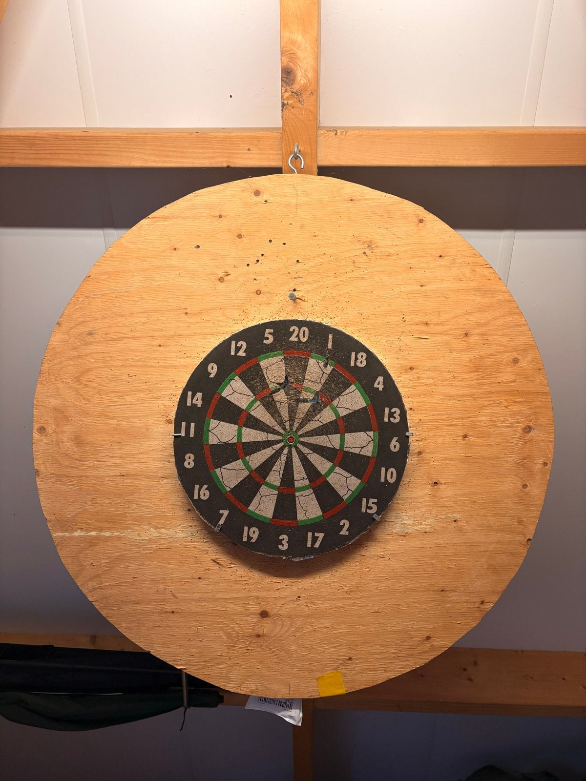 Achterwand dartbord hout - 100 cm diameter, Ophalen, Gebruikt