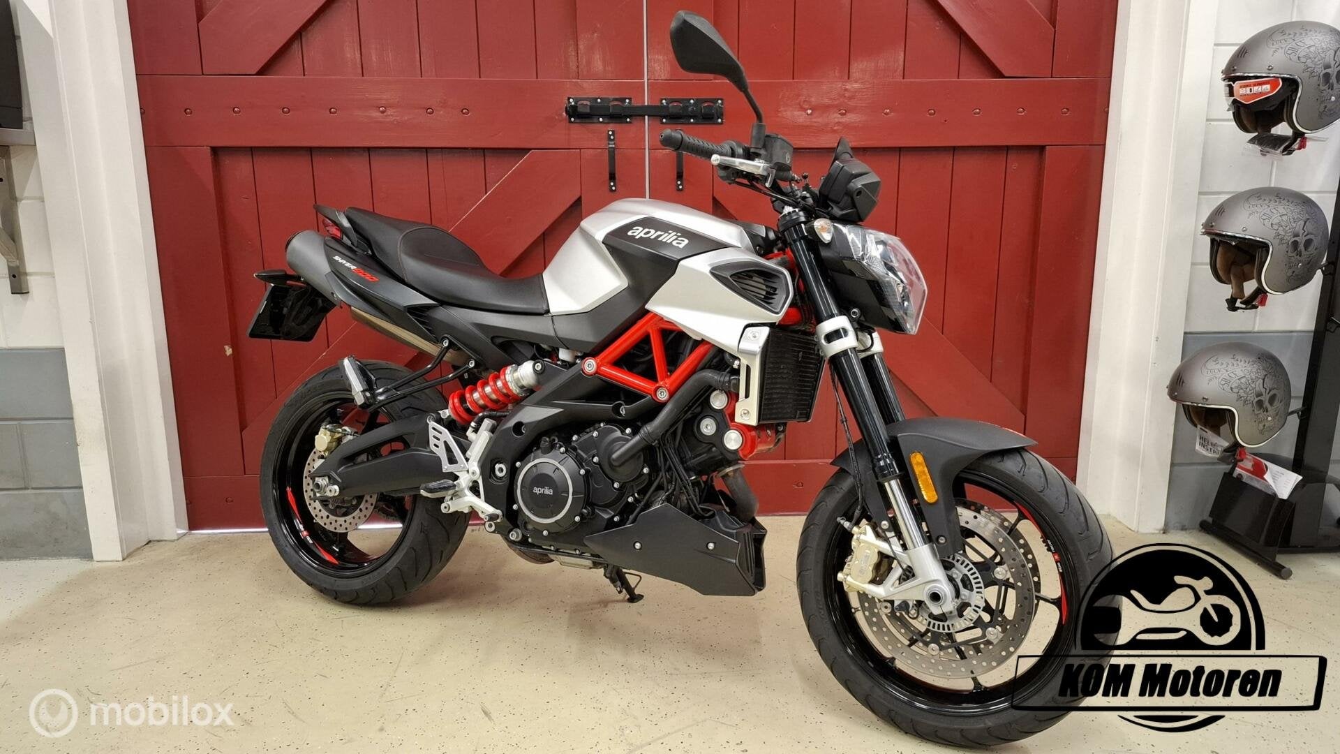 Aprilia Shiver 900 Bj. 2018 Abs Traction Control Nette staat, Motoren, 896 cc, Meer dan 35 kW, Toermotor, Handgeschakeld