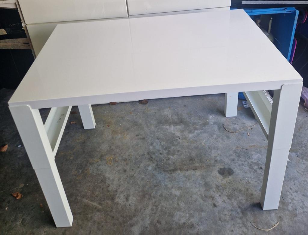 IKEA Kinderbureau - In Hoogte Verstelbaar, Ophalen, In hoogte verstelbaar, Gebruikt