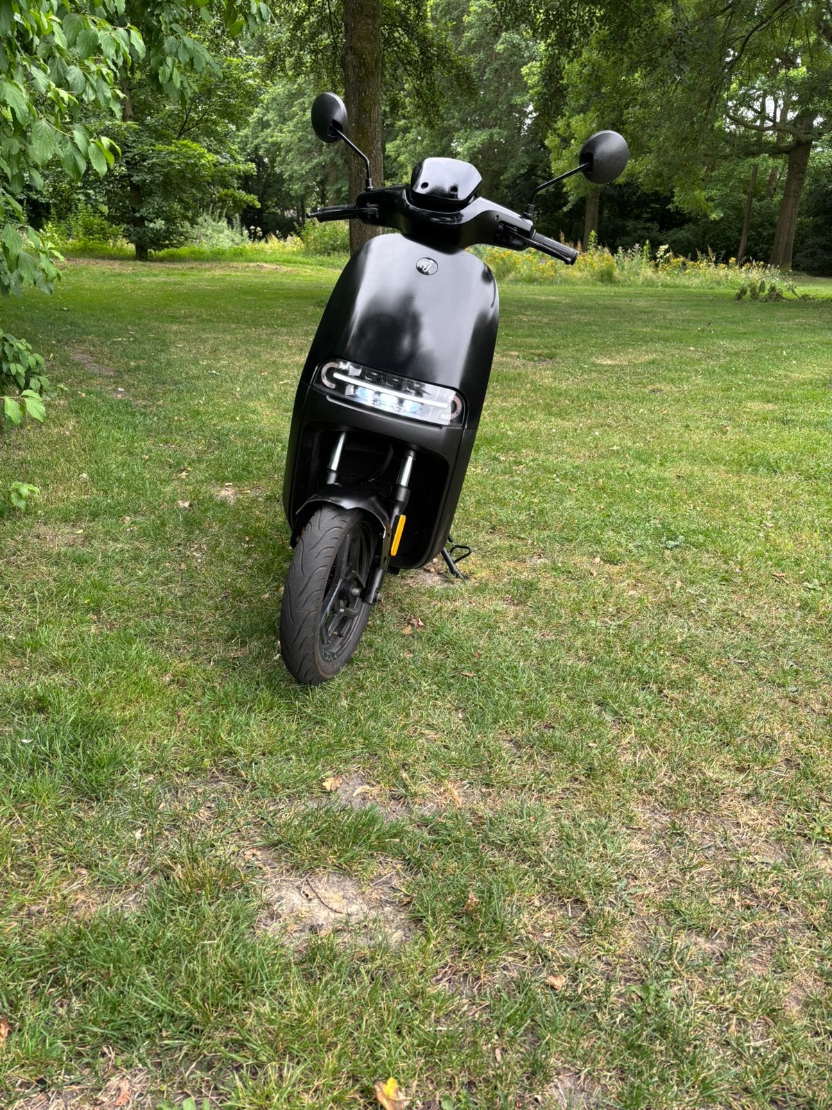 Segway E110se launch edition, Fietsen en Brommers, Snorfietsen en Snorscooters, Ophalen, Zo goed als nieuw, Elektrisch