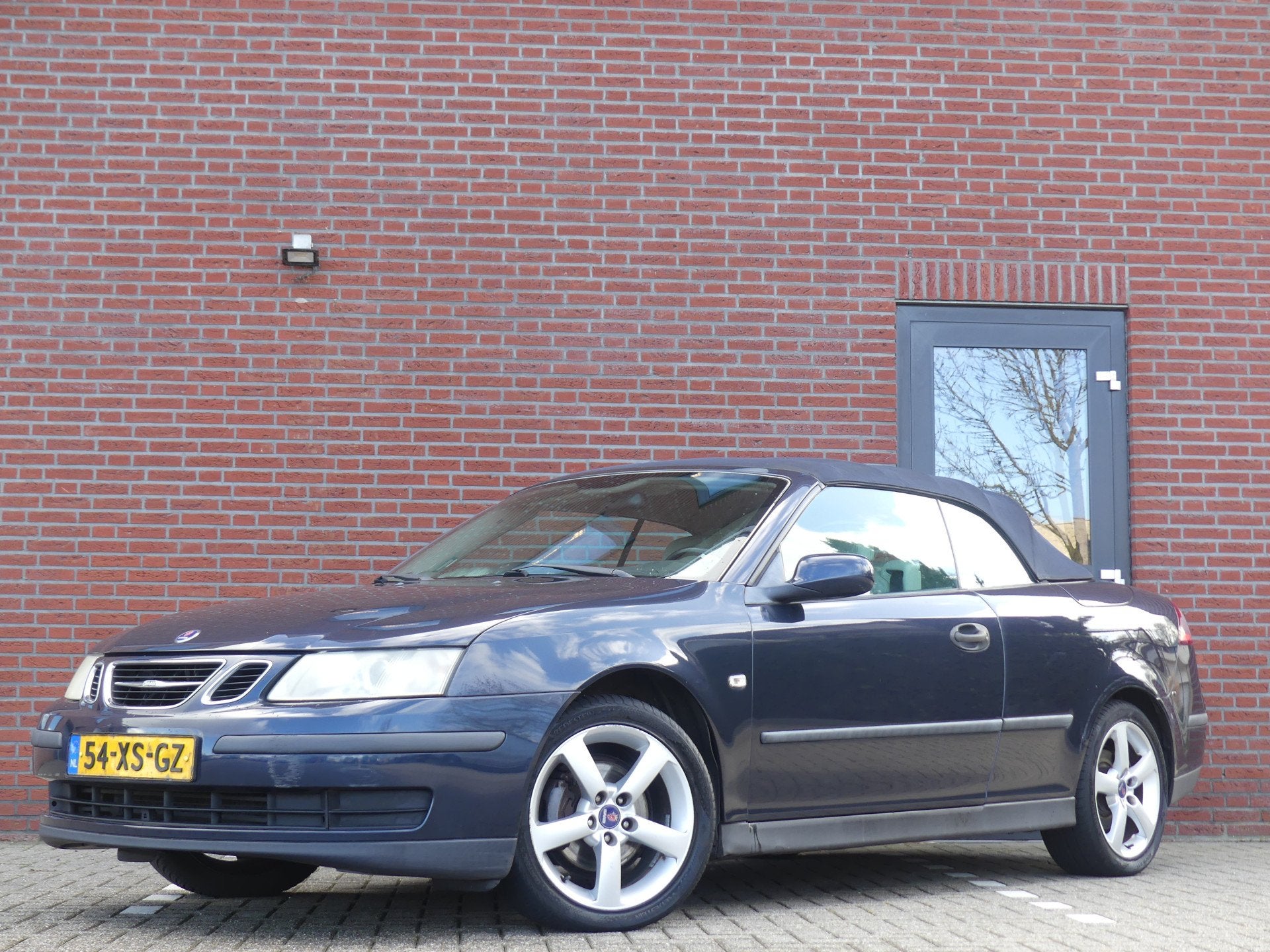 Saab 9-3 Cabrio 1.8t Linear (bj 2005), Auto's, Voorwielaandrijving, 1998 cc, Gebruikt, Beige