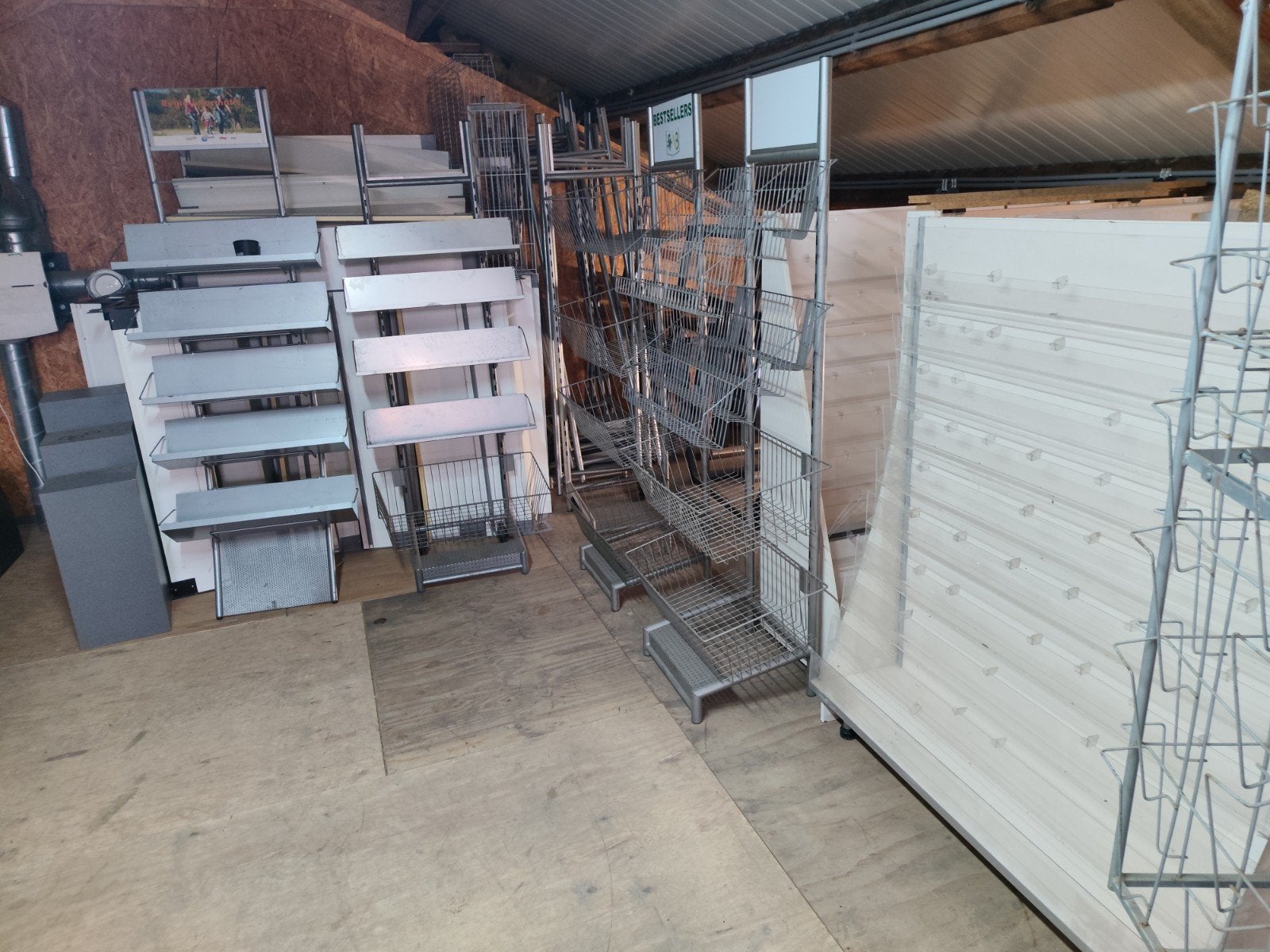 Diverse display trolleys, Ophalen, Gebruikt, Meerkleurig, Overige stijlen