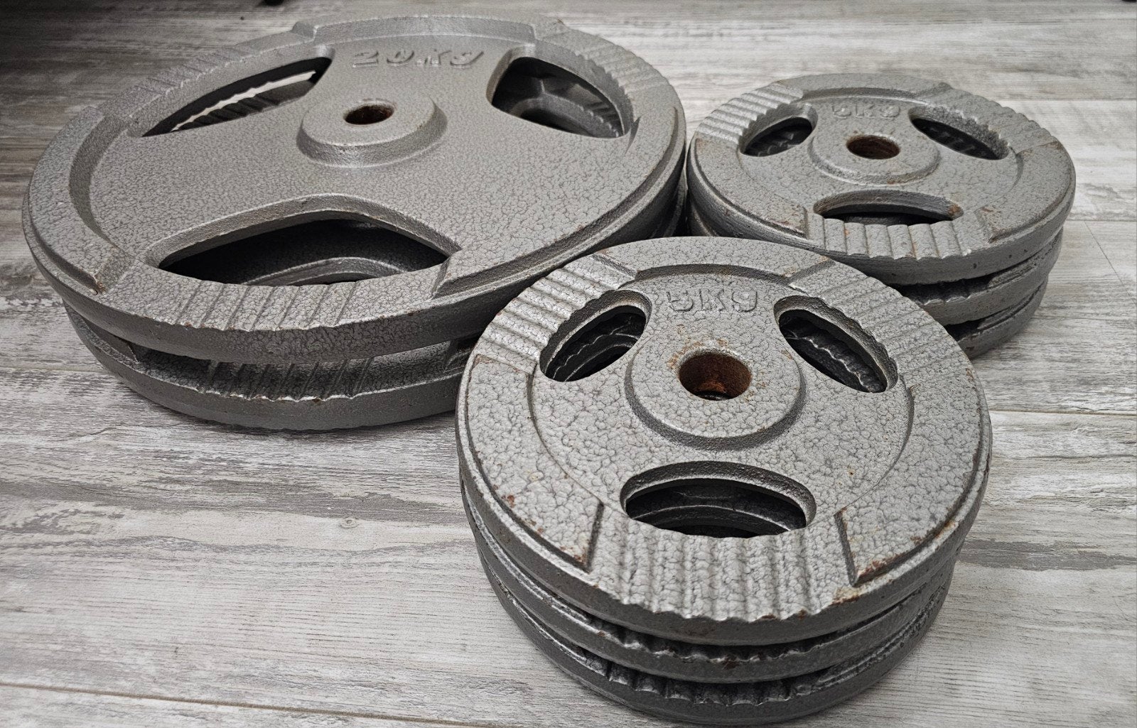 Halterschijven totaal 70kg Gietijzer 30mm, Sport en Fitness, Fitnessmaterialen, Ophalen, Gebruikt, Benen, Halterschijven