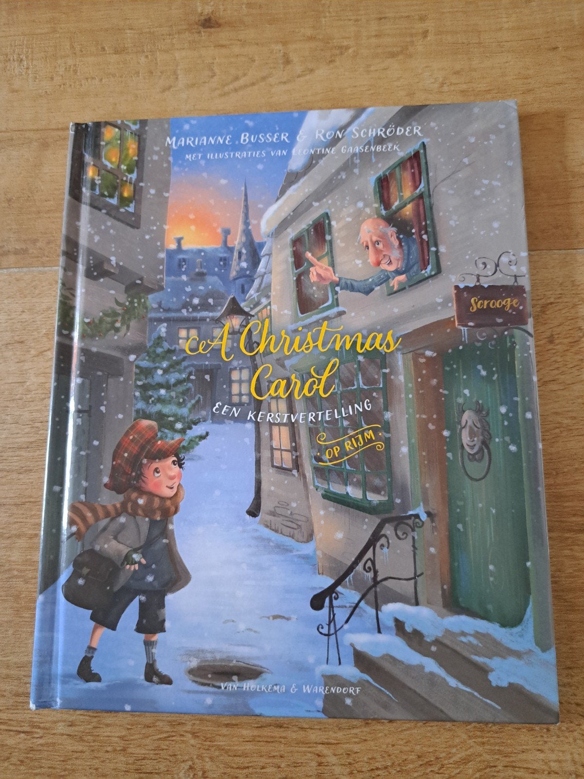 A Christmas Carol - Een kerstvertelling op rijm, Ophalen of Verzenden, Zo goed als nieuw, Marianne Busser & Ron Schröder, Sprookjes