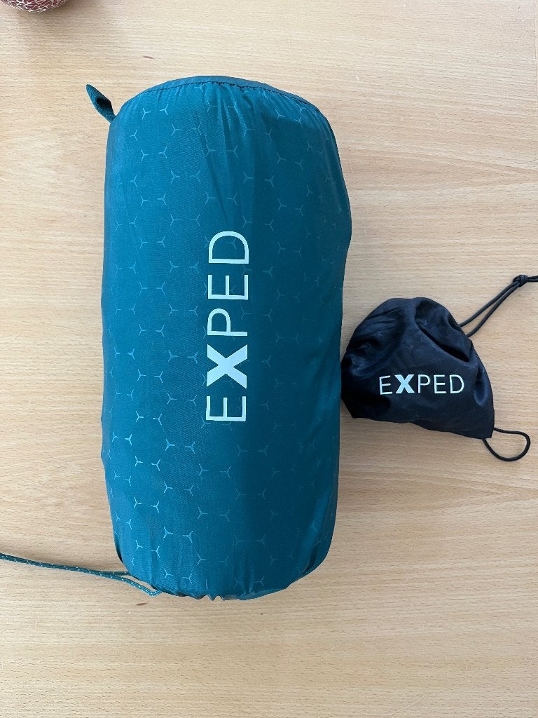 Exped slaapmat Synmat Dura 3R LW + elektr. pomp, Ophalen of Verzenden, Zo goed als nieuw, 1-persoons
