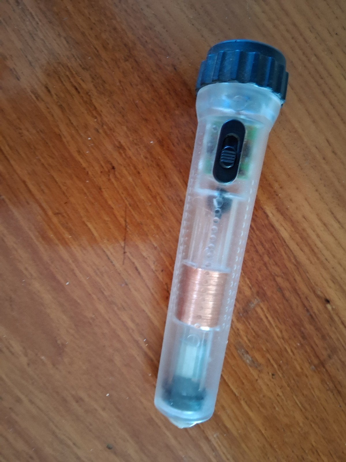 transparante zaklamp €3, Ophalen of Verzenden, Batterij