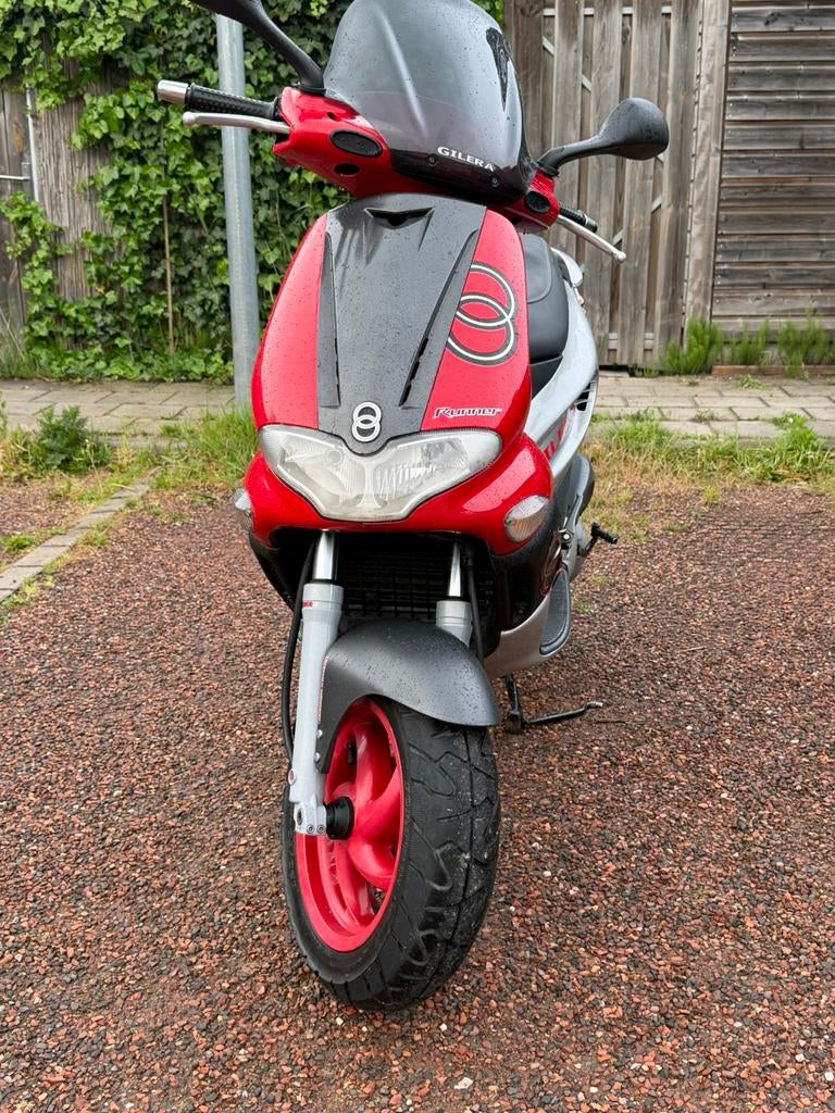 Gilera runner sp pro 125 180 125cc 180cc, Ophalen of Verzenden, Zo goed als nieuw, Benzine, Overige modellen