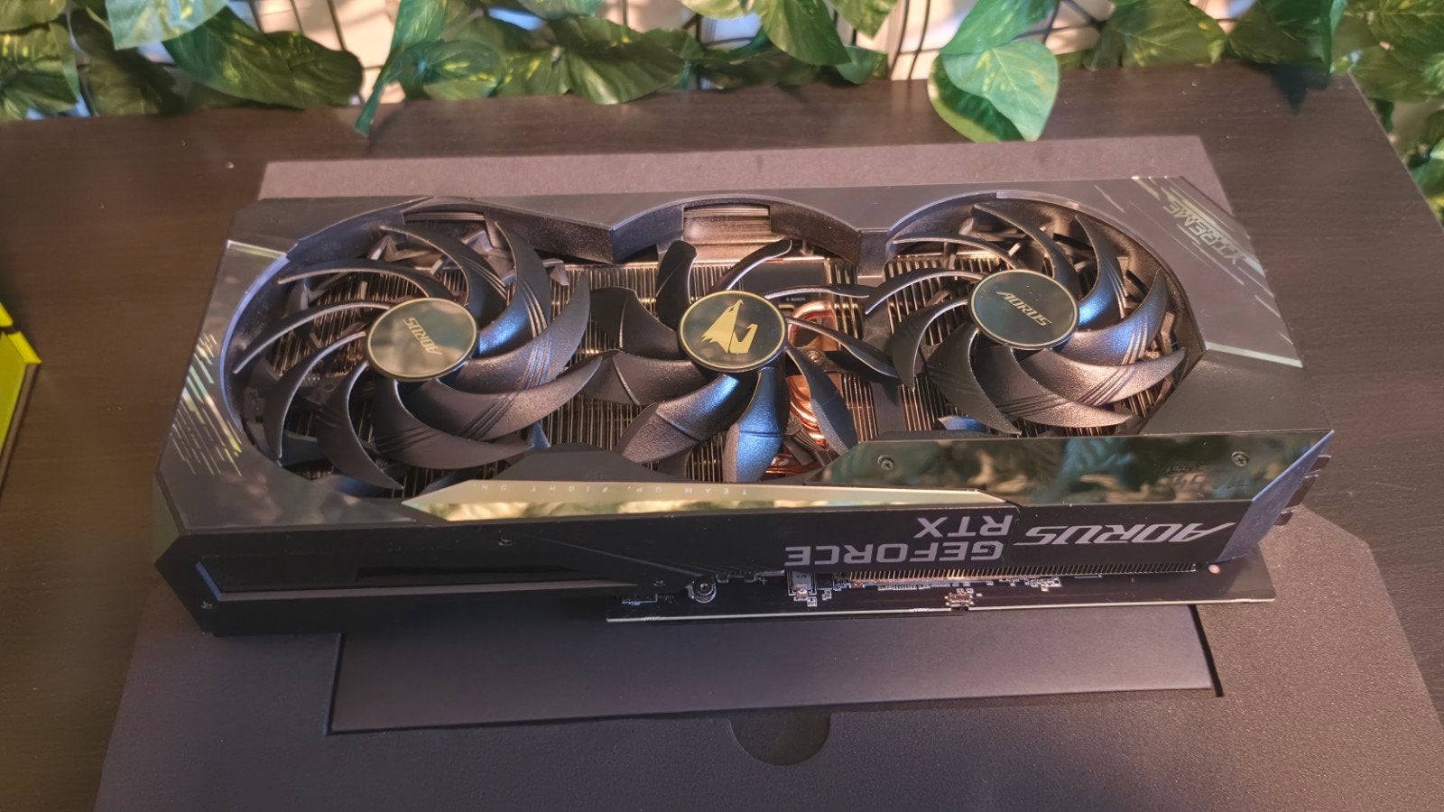 Gigabyte Aorus Xtreme RTX 3080 10GB met doos en figuur, Gebruikt, GDDR6, PCI-Express 4, Ophalen of Verzenden