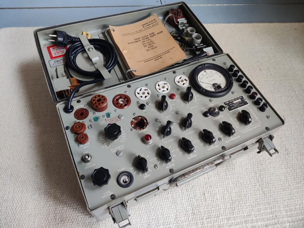 TV-7D/U Vintage Buizentester Compleet, Muziek en Instrumenten, Ophalen of Verzenden, Gebruikt
